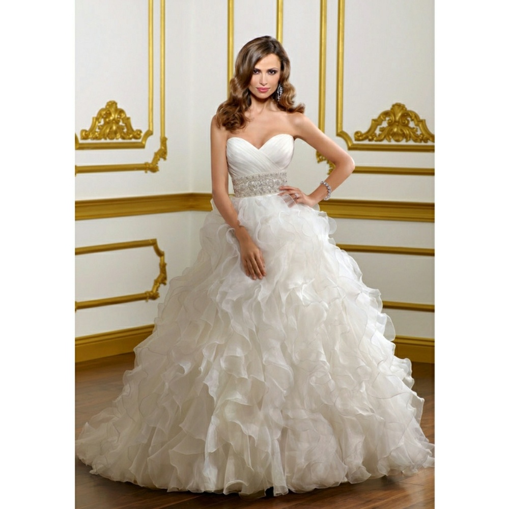 ⛔SOLD⛔ Wedding ball gown Mori Lee Madeline Gardner - Picture 5 of 6